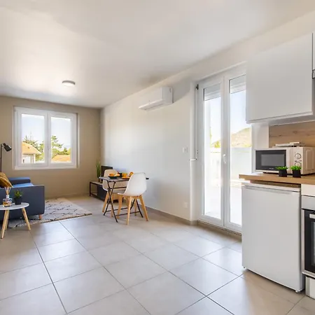 Appartamento Le Provence Malijai Esterno foto